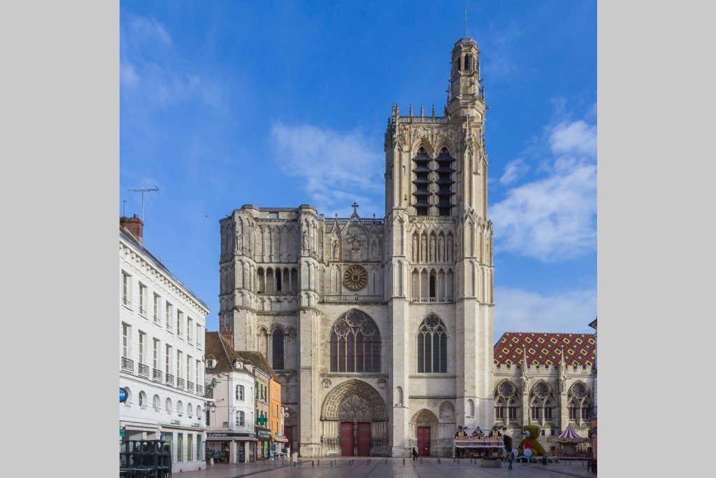 Le Cosy Appartement Sens Buitenkant foto